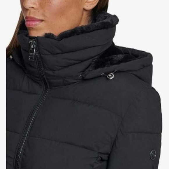 Andrew Marc ladie’s long stretch coat fur hooded jacket size XL color black NWT - Picture 7 of 7